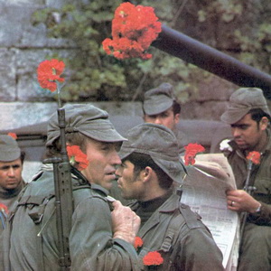 Gioia e Rivoluzione… 044 La rivoluzione dei garofani in Portogallo 1974 parte 3 episode artwork